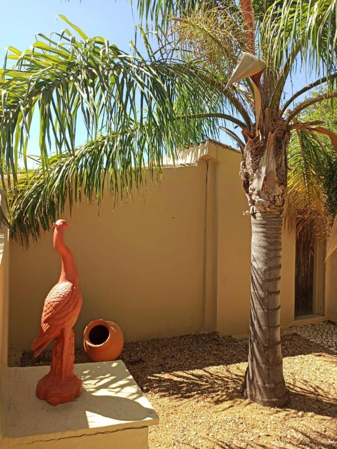 蒙卡拉帕乔Quinta Pereiro Tropic Garden, Algarve住宿加早餐旅馆 外观 照片